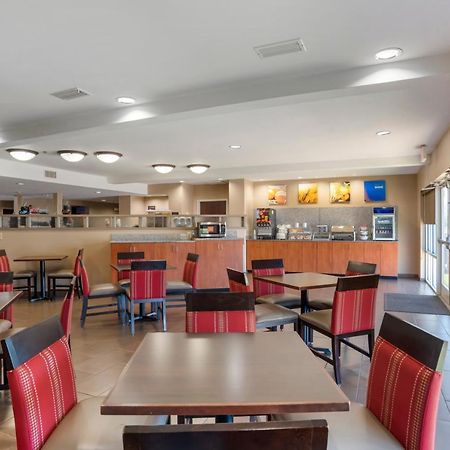 弗利北部湾岸康福特套房酒店 外观 照片